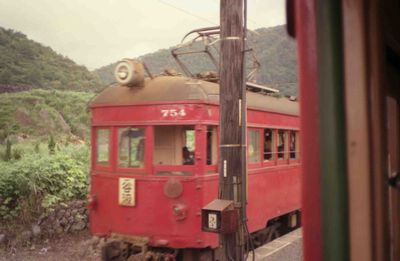 ���É��S���J����