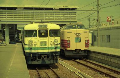 ���[���� �Ȃ̂͂ȂR�� �N����165-2