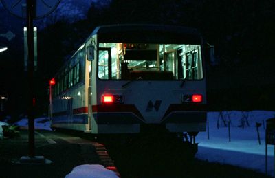 �k�Z 30 �i�K��5