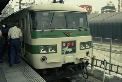 �V�h �����g���[�x��q