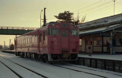 �P�q�{ 943D �L�n40192