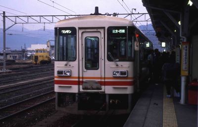 ���{�� �����}�L�S�� 2418D 107