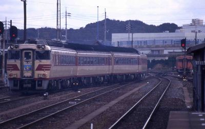 ����s �������� �L�n181-16